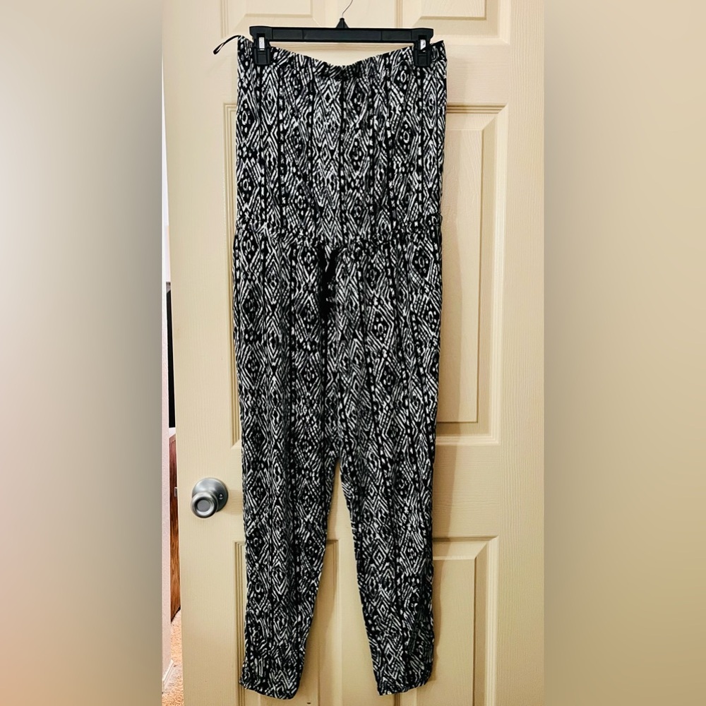 Ambiance Apparel Monochrome Geometric Tribal print Strapless Jumpsuit